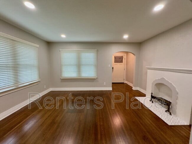 Foto del edificio - 3540 S Rockford Ave