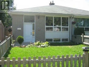 Building Photo - 218 Alsace Rd Building Photo - 218 Alsace Rd
