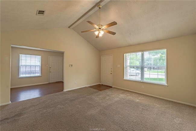 Foto del edificio - 2414 Brittain Ct