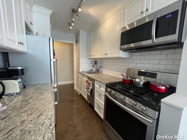Foto principal - 37-31-37-73 73rd St