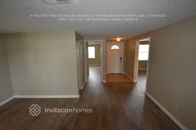 Building Photo - 12702 Sybila Pl