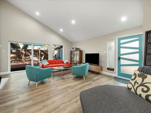 Foto del edificio - 9716 Highland View Dr