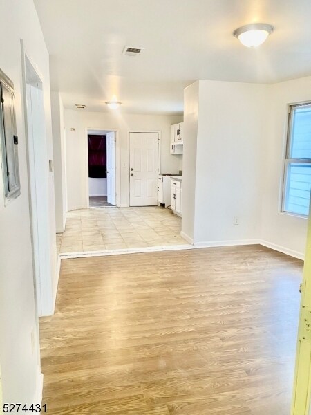Building Photo - 61 Weequahic Ave