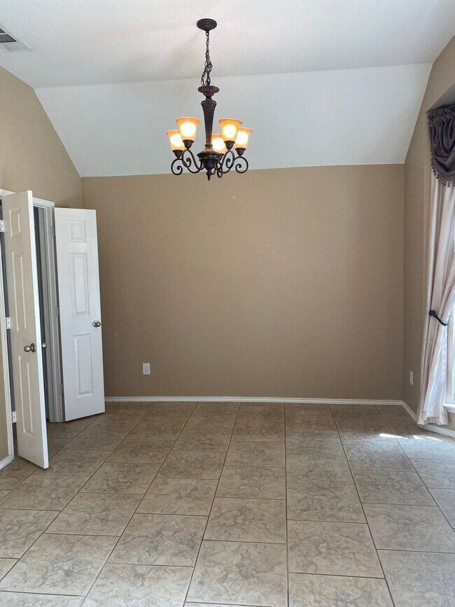 Photo - 764 Summit Run House