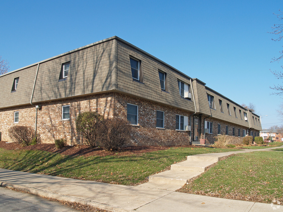 Foto del edificio - University Garden Apartments