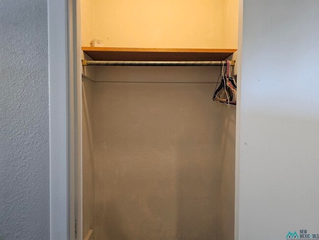 Building Photo - 1801 Eastridge Dr