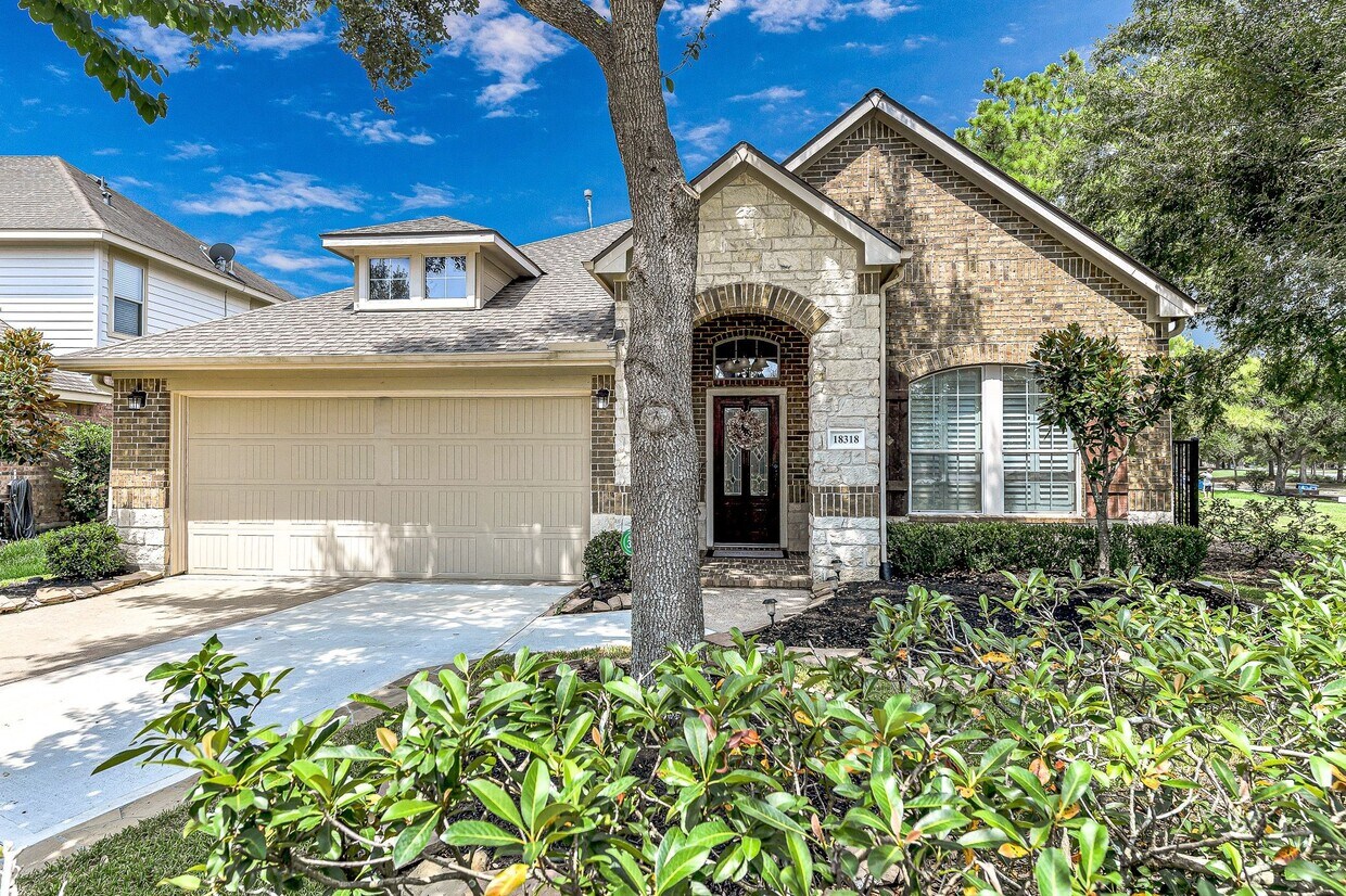 Foto principal - 18318 W Williams Bend Dr
