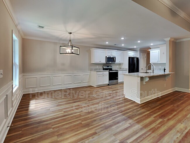 Building Photo - 3110 Kaempfer Cir