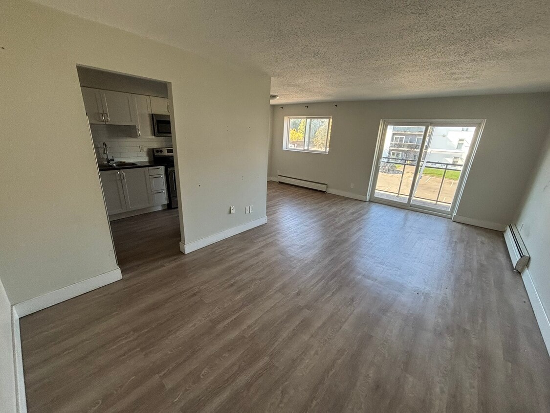 Photo principale - 99 Westwood Dr