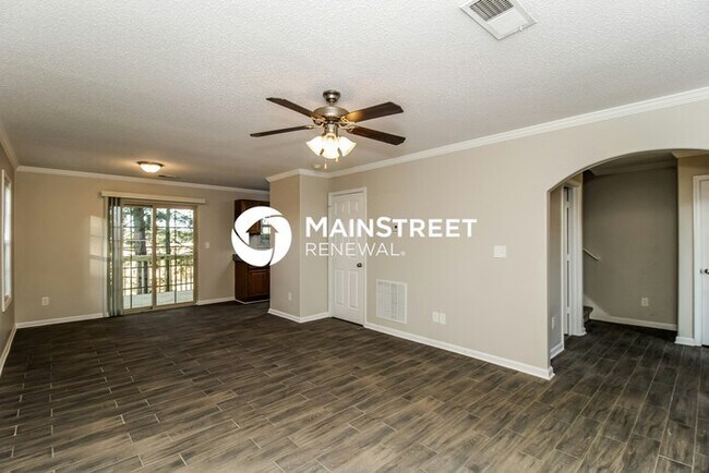 Building Photo - 2 Bedroom Pet-Friendly Home in CARTERSVILLE, GA with Main Street Renewal