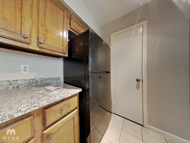 Foto del edificio - 4159 Amir St