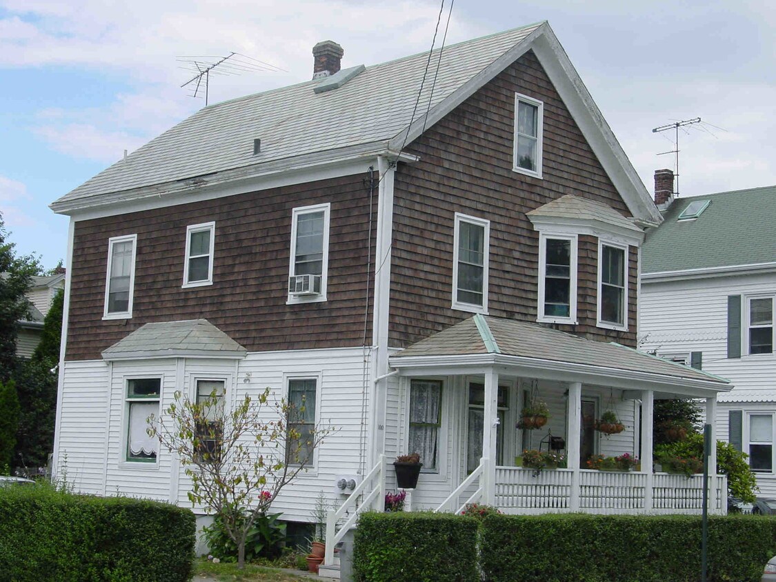 100 Van Zandt Ave, Newport, RI 02840 House for Rent in