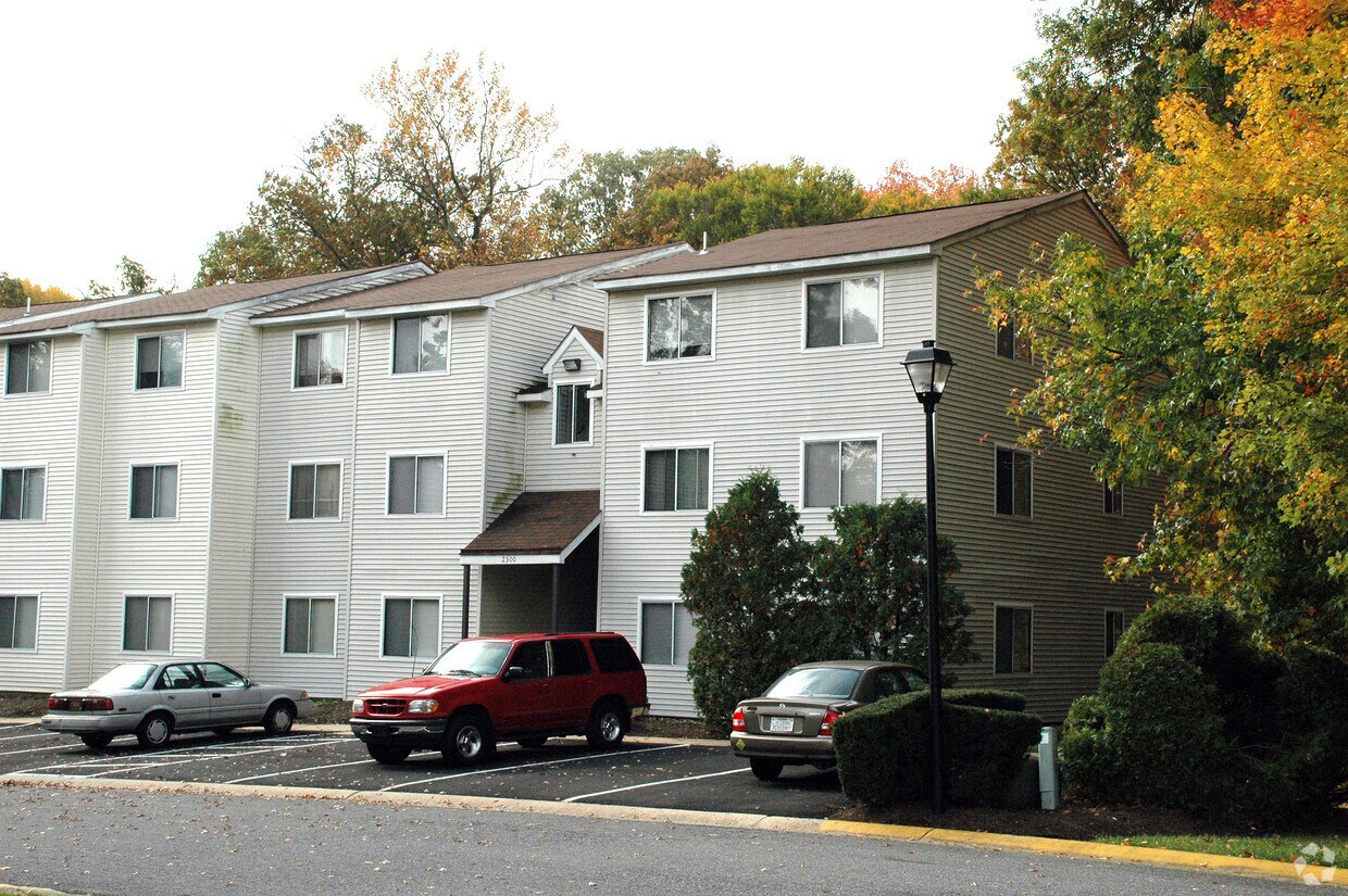 Primary Photo - 2501 Normandy Ct
