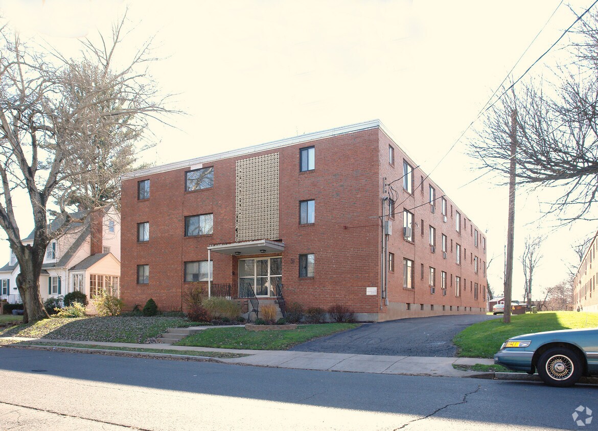Primary Photo - 51 Prescott St