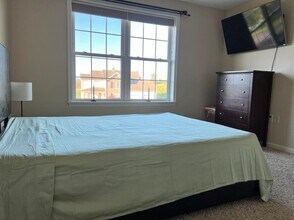 Building Photo - 1716 Bell Ave