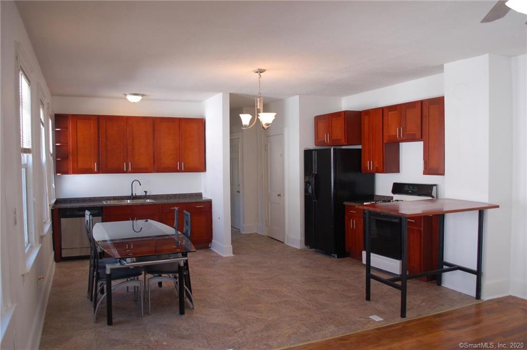 Primary Photo - 117 Washington Ave