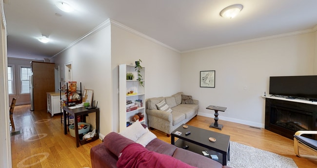 Building Photo - 12 Marney St