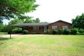 Primary Photo - 3 br, 2 bath House - 208 Lakewood Ave.
