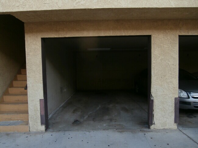 carport - 7811 2nd St