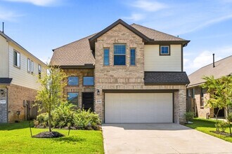 Building Photo - 31131 Balsam Hawk Ln