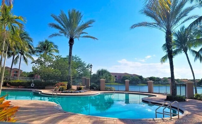 Foto del edificio - 4700 SW 160th Ave