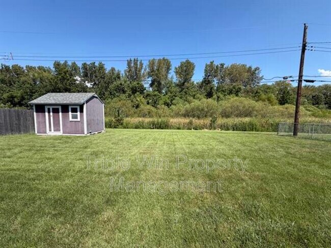 Building Photo - 1329 Brenthaven Ln