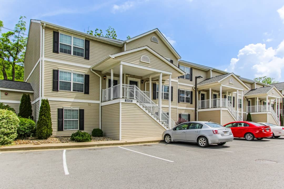 Primary Photo - 5205 Teaberry Ln