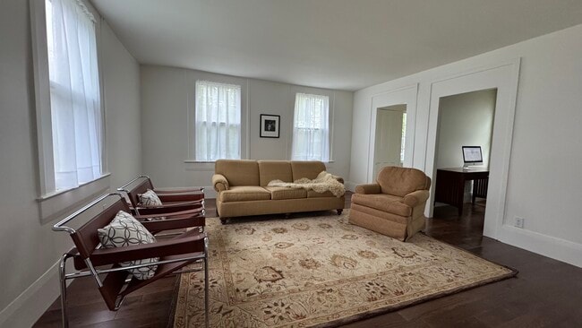 Main living area - 101 Center St