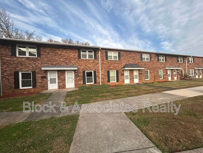 Photo - 514 S Cherry St House