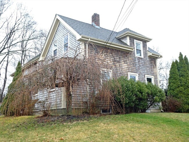 Building Photo - 103 Pearl St