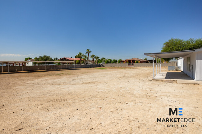 Foto del edificio - 5Bed/3Bath Home in Buckeye, AZ! Ready for ...