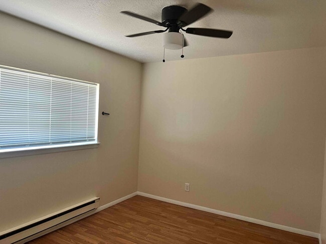 Foto del edificio - 3200 Kepler St NW