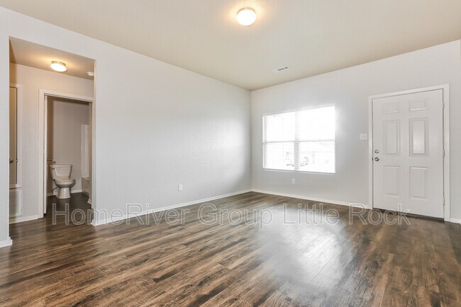 Building Photo - 7016 Pearl Vly Cv