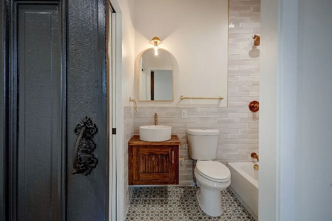 Foto del edificio - 2836 W Diamond St