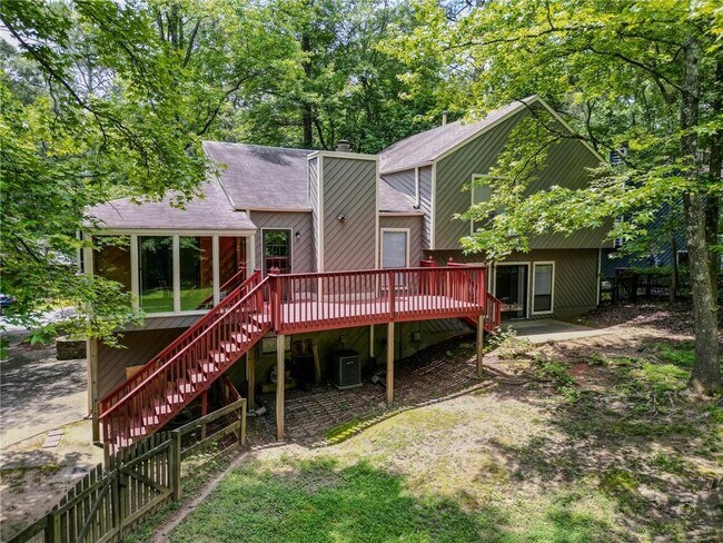 Foto del edificio - 3441 Rocky Springs Ct NE