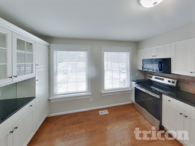 Building Photo - 3 Tullycross Ct