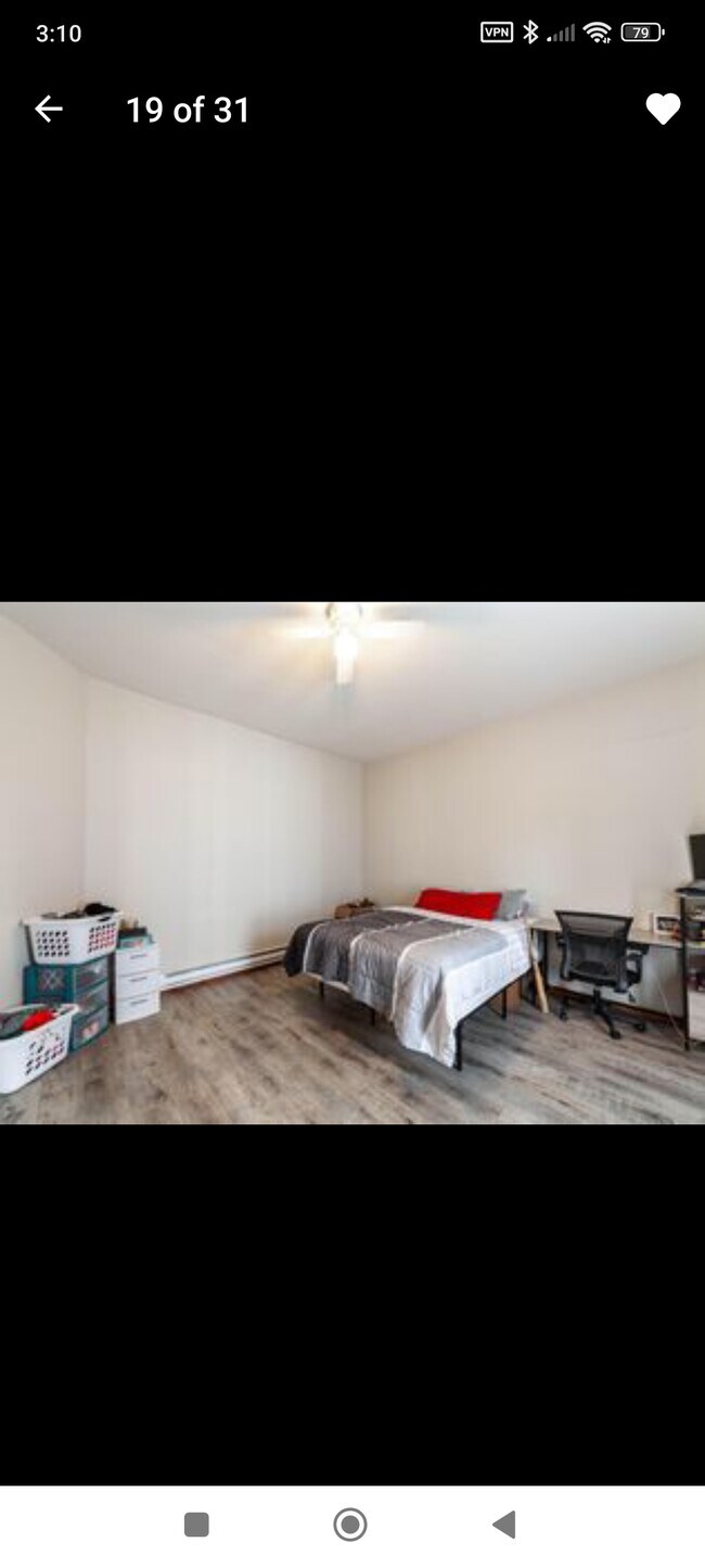 Building Photo - 813 3rd St