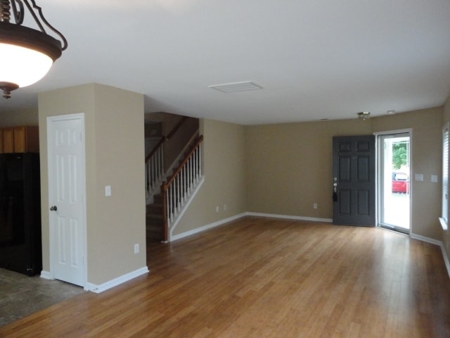 Building Photo - 1041 Kings Mountain Ln