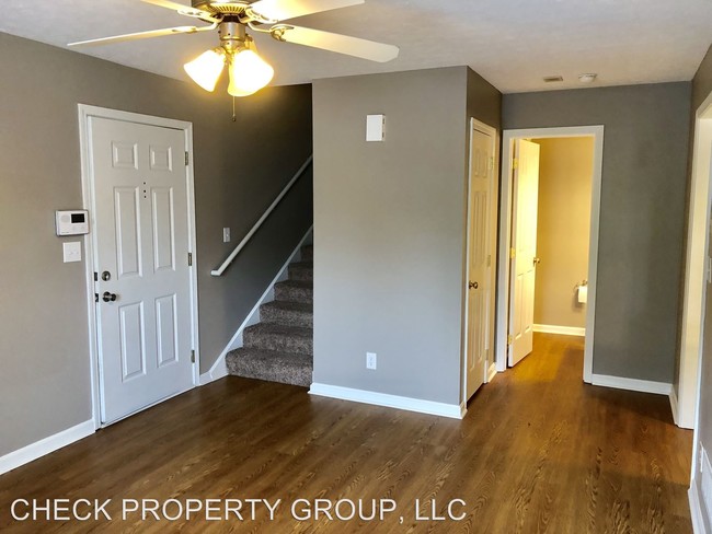 Foto del edificio - 5301 Carolina Crossings Way