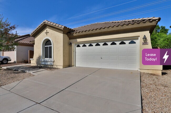 Building Photo - 470 N Eucalyptus Pl