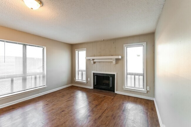 Building Photo - 4193 Sevella Rd