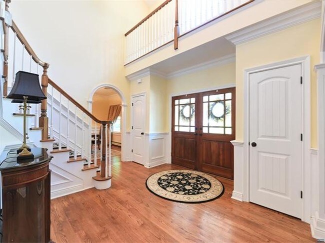 Building Photo - 124 Coopers Ln