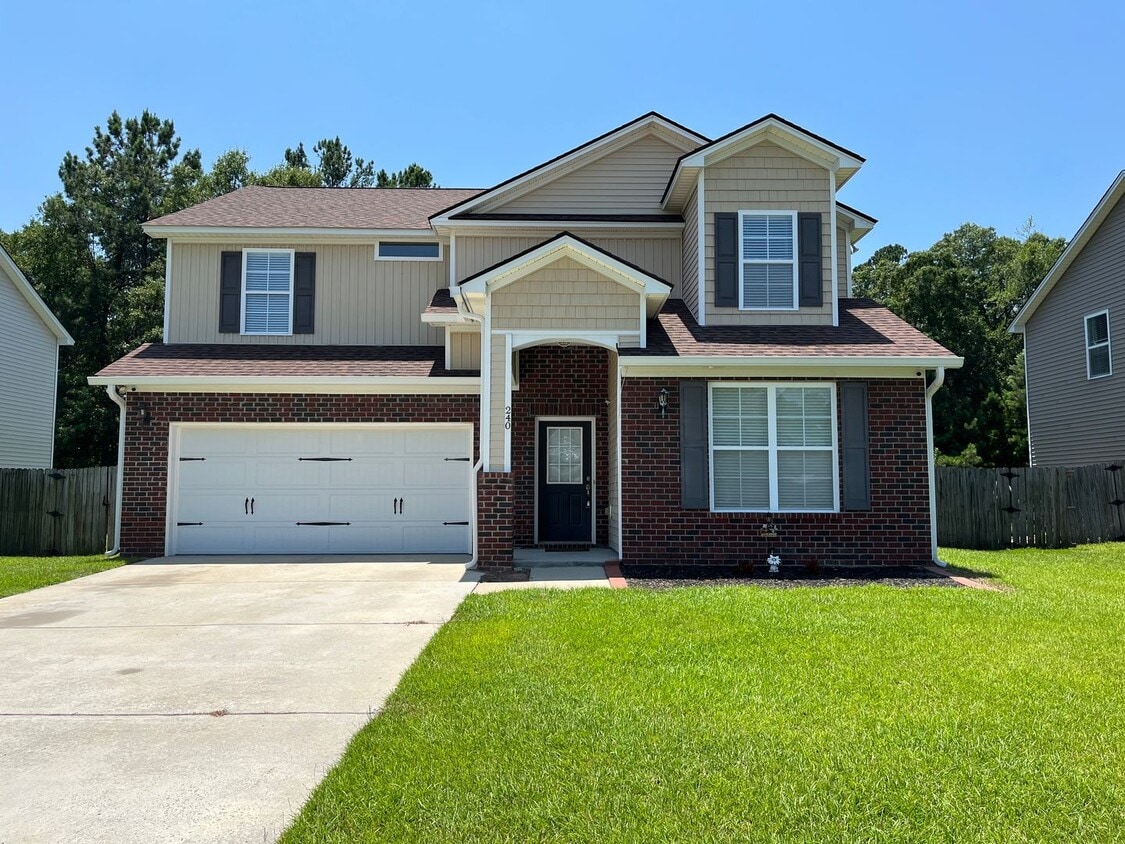 Primary Photo - Beautiful 6 Bedroom, 3.5 Bath Home