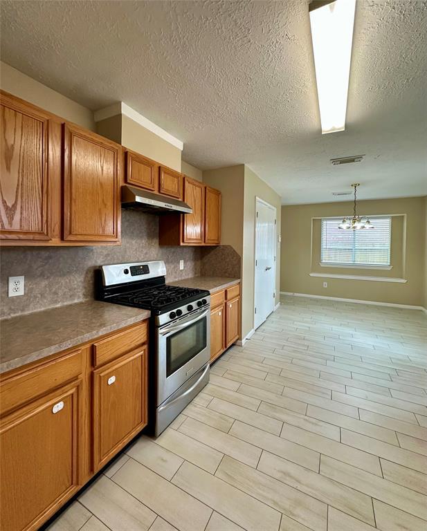 Foto del edificio - 16402 Tudor Point Ct