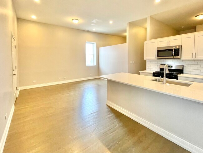 Foto del edificio - 2620 W Cermak Rd