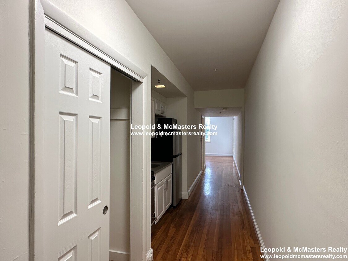 Primary Photo - 501 Beacon St
