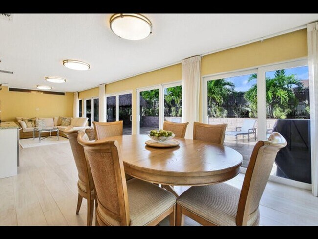 Foto del edificio - 451 N Lyra Cir