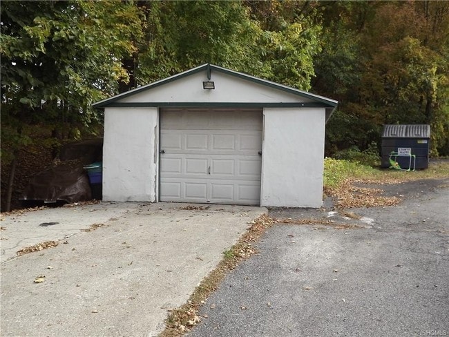  - 2726 State Route 208