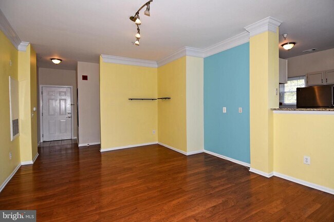 Building Photo - 1550 Spring Gate Dr.