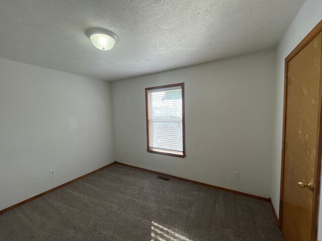 Foto del edificio - Remarkable Value. Unbeatable Location.